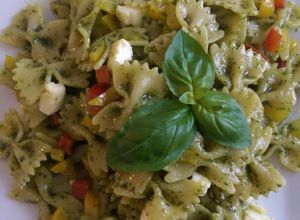 O poză a rețetei Pastă cu pesto.