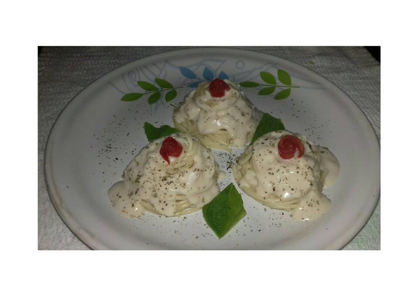 Spaghetti con salsa bechamel