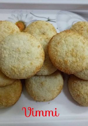 A picture of Coconut cookies.