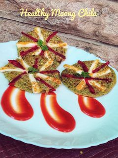 मूंग दाल चीला (Moong Dal cheela recipe in Hindi) रेसिपी मुख्य फोटो