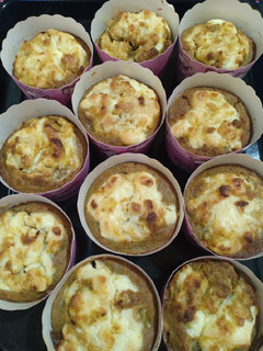 Foto resep Keto Pumpkin Muffins with Cream Cheese Swirl
