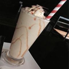 A picture of Butterscotch shake.