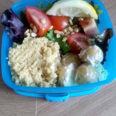 A picture of Easy peasy salad.