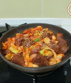 lòng heo xào hành