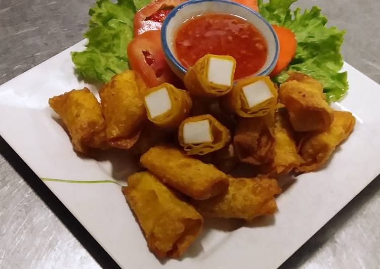 เกี๊ยวทอดไส้เต้าหู้