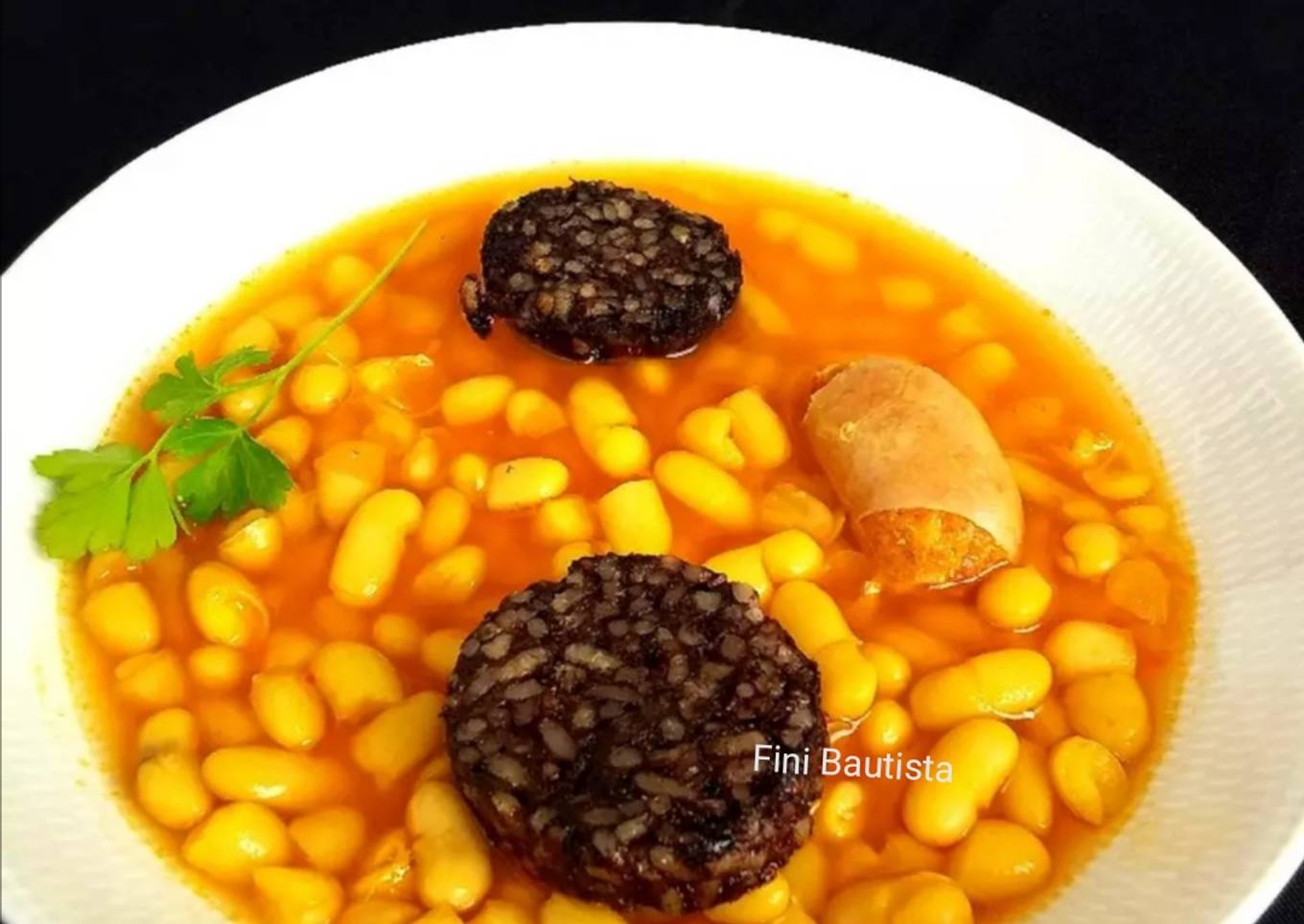 Habichuelas con morcilla de arroz (fabes)