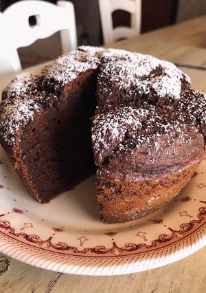 Foto di Torta senza glutine al cacao e ricotta con zucchine light