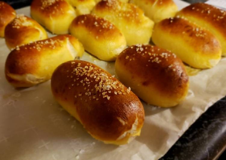 Simple Way to Make Homemade Pretzel Dogs