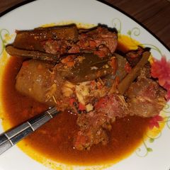 A picture of Cow tail pepper soup.