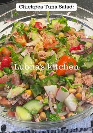 A picture of Chickpea Tuna Salad:.