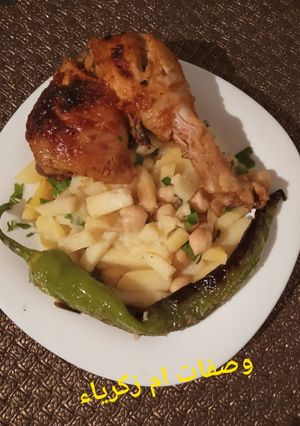 صورة لوصفة كباب بطاطا مع دجاج محمر في الفرن 🍗🍗🍗🍟🍟