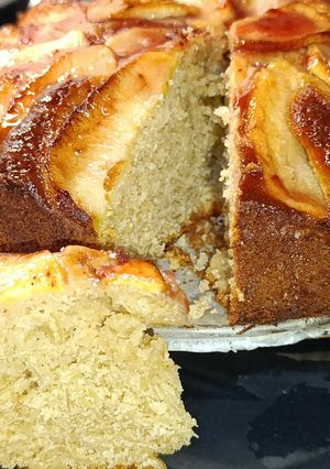 Una foto de Tarta de Manzana Prohibida y Almendra Laminada