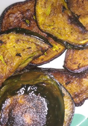 A picture of Begun bhaja.