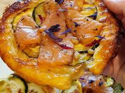 Une photo de tarte saumon