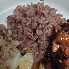 A picture of Grape Juice Rice with Pancetta.