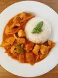 Pollo en curry rojo (Thai)