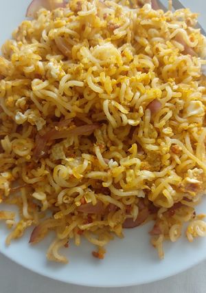 মশলা নুডলস (masala noodles recipe in Bengali) রেসিপির প্রধান ছবি