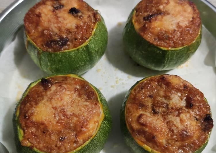 Zucchine tonde ripiene di cous cous