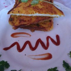 A picture of Chilli besan toast.
