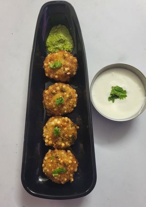 A picture of Sabudana Vada.