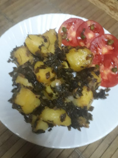 A picture of Irish Potatoes in Leeks.