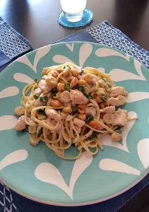 Una foto de Pad Thai de Pollo