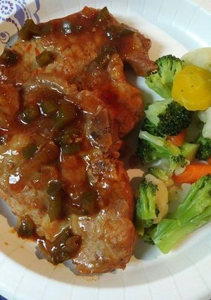 A picture of Simmered Barbecued Pepper Chops.
