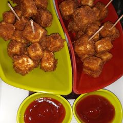 A picture of Paneer nuggets.