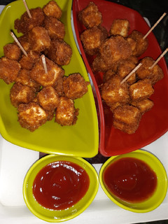 A picture of Paneer nuggets.
