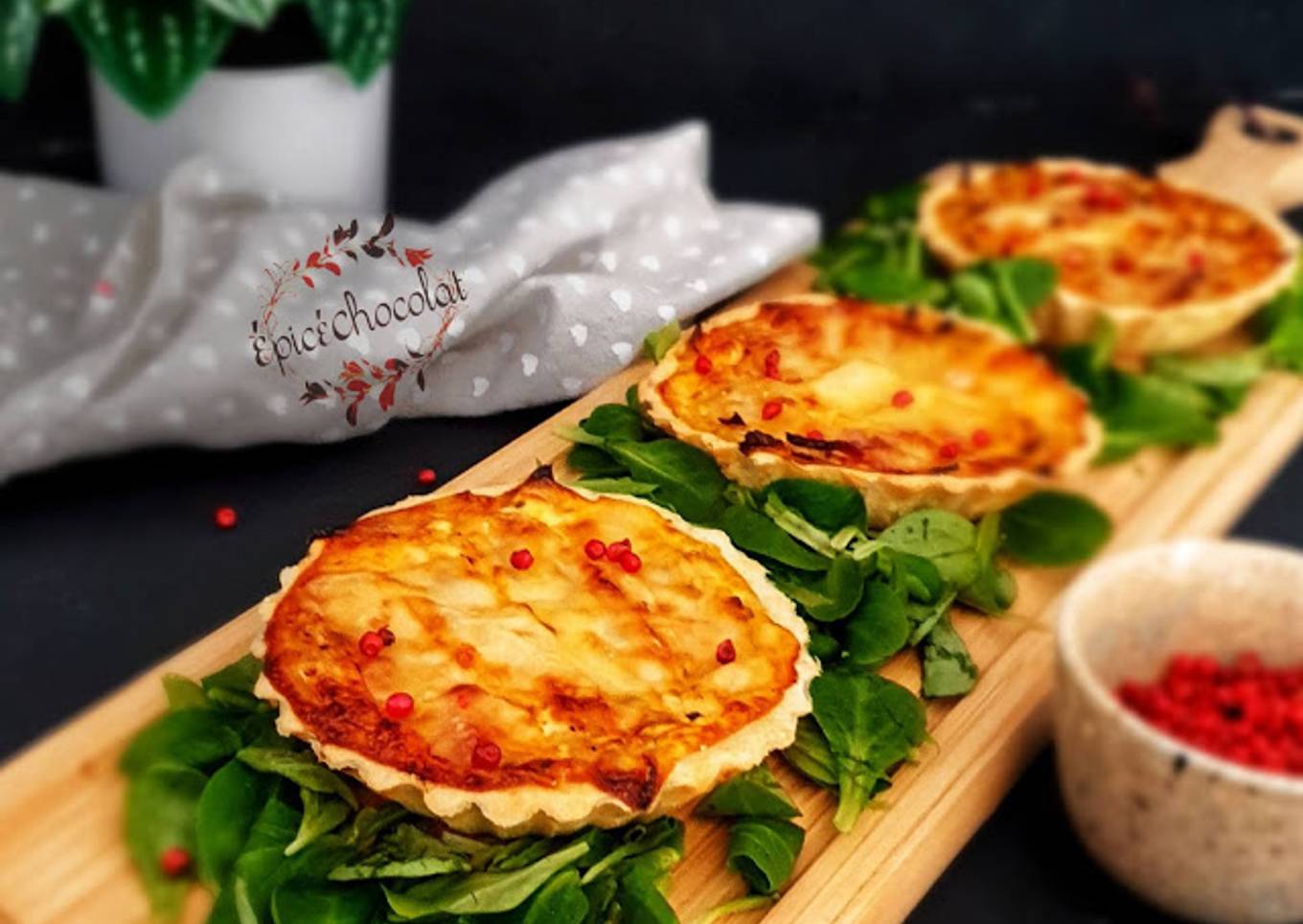 MINI QUICHES OIGNONS RACLETTE (INSPIRÉE DE HERVÉ CUISINE)