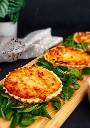 Une photo de MINI QUICHES OIGNONS RACLETTE (INSPIRÉE DE HERVÉ CUISINE)