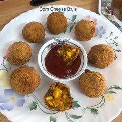 A picture of Corn Cheese Balls.