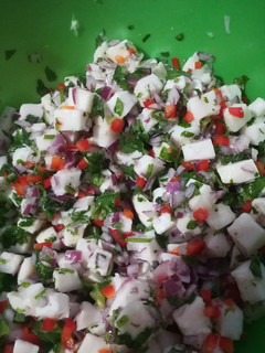 Una foto de Ceviche de Jibia fresca