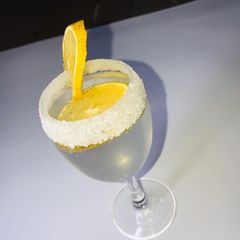 A picture of Classic lemonade.