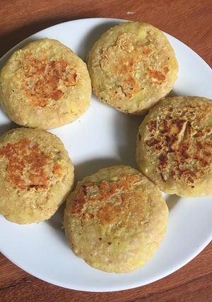 Hình của món Bánh yến mạch khoai lang#eatclean.