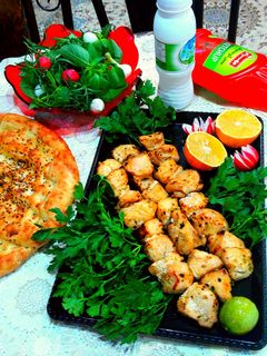 عکسی از دستور جوجه کباب ماستی زعفرانی