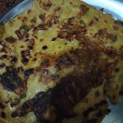 A picture of Besan chilla.