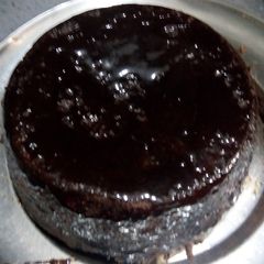 A picture of Eggless cake.