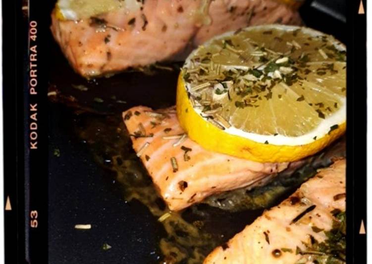 Cara mengolah Easy Baked Salmon gurih