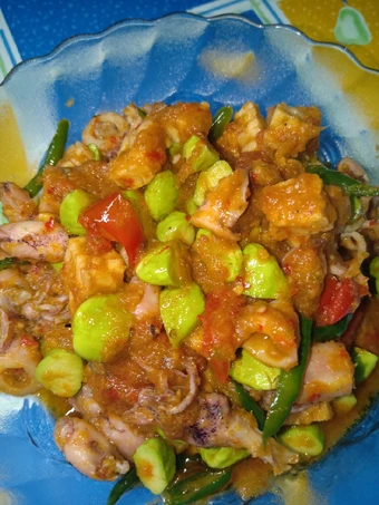 Cara Gampang Membuat Resep  Tumis Pete cumi asin yang Enak Banget, Lezat