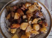 A picture of potatoes leeks