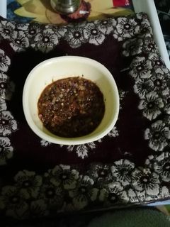 पुदिना टोमॅटो चटणी (pudina tomato chutney recipe in marathi) रेसिपी चे मुख्य फोटो 