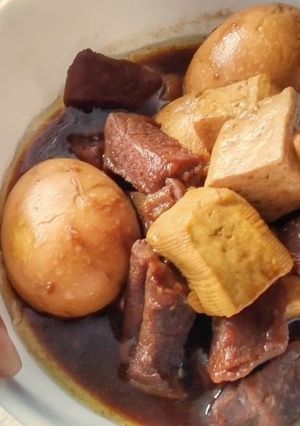 A picture of Beef Tofu and Eggs in Sweet Soy Sauce.