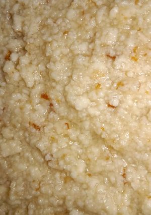 लेफ्ट ओवर लो क्रीम मिल्क का छैना मिश्री मावा (Mawa Recipe In Hindi) रेसिपी मुख्य फोटो