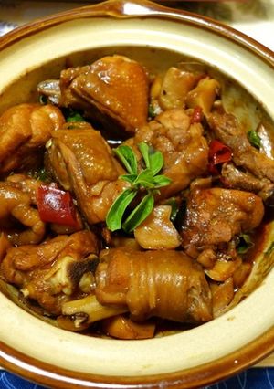 A picture of Tomato Three Cup Chicken.