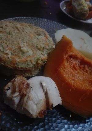 Una foto de Hamburguesas de Zucchini y zanahoria rellena de queso