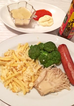 Foto resep French Fries With Frankfuter, Mushroom And Brocoli