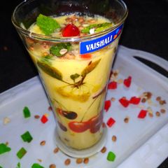 A picture of Fruits Lassi.