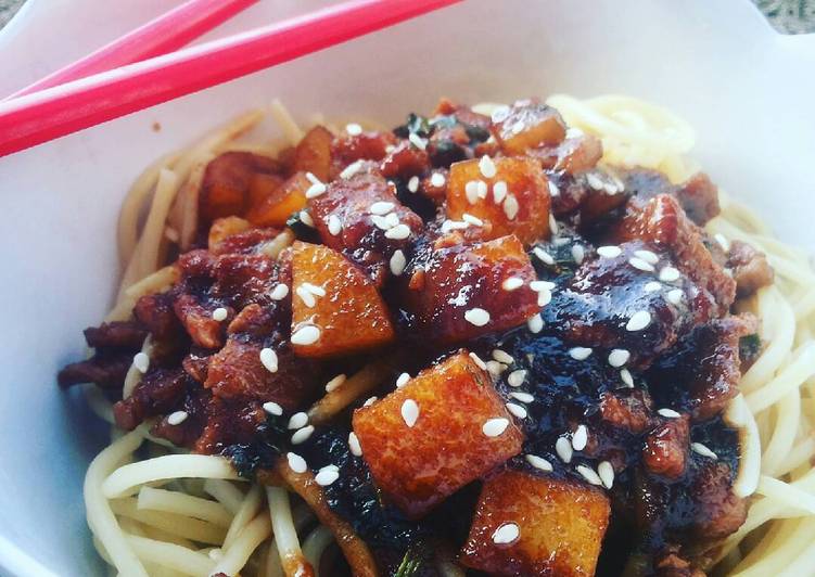 Jajangmyeon with bulgogi sauce home made HALAL