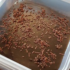 A picture of Chocolate Mud Cake with Chocolate Toppings.